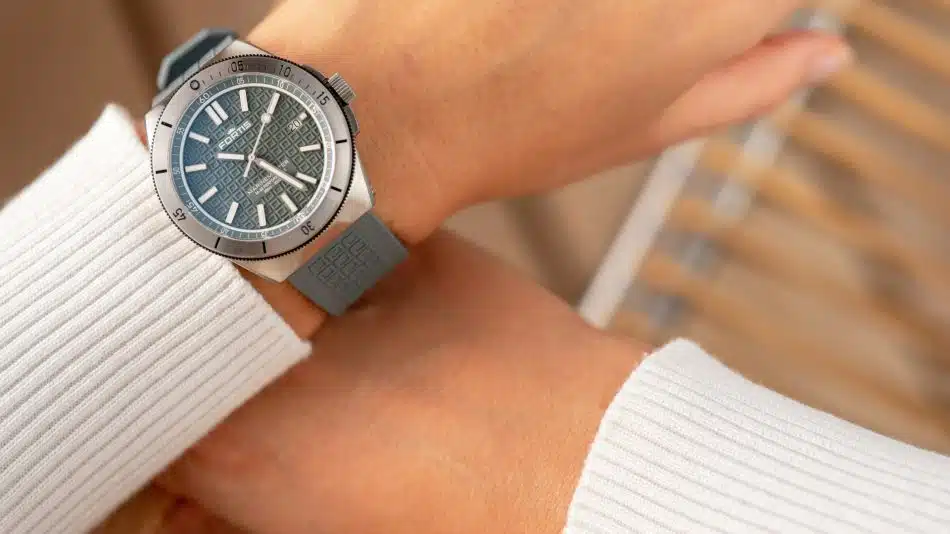 Comment choisir le bon bracelet en caoutchouc pour une montre Omega ?